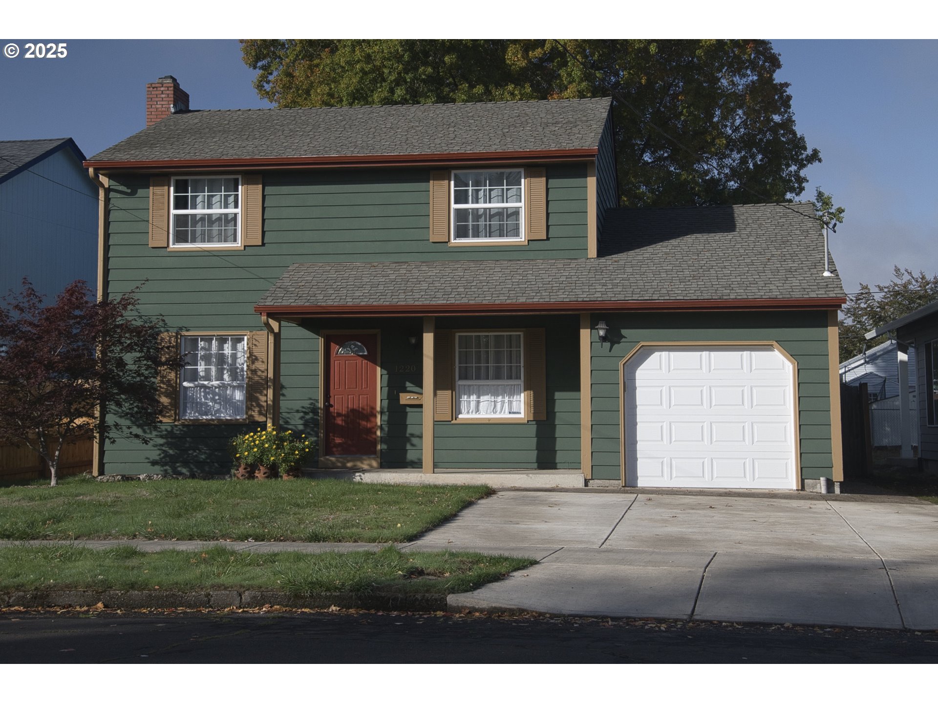 1220 Southwest Walnut Street Albany, OR 97321 - Photo 2 of 37