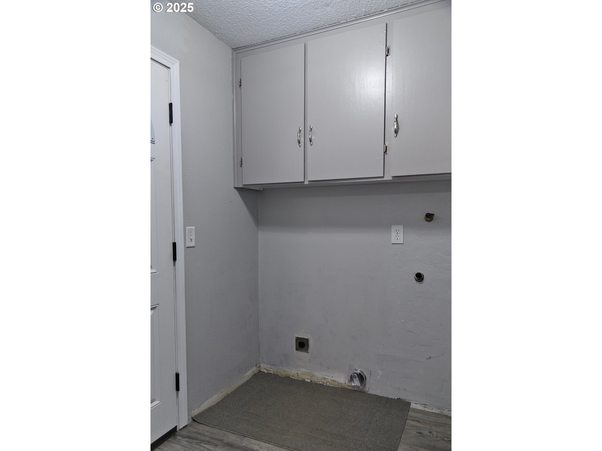 1220 Southwest Walnut Street Albany, OR 97321 - Photo 21 of 37