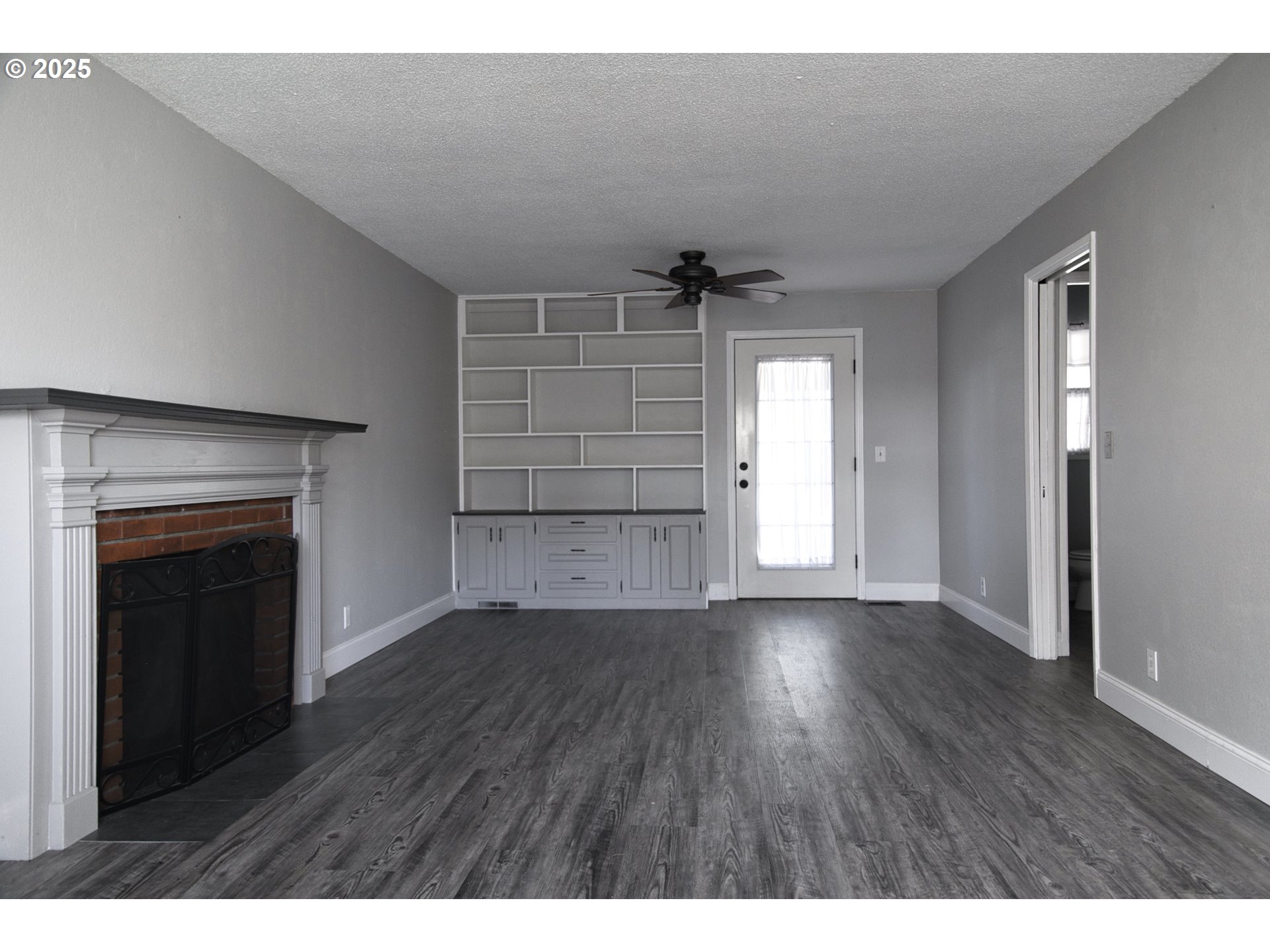 1220 Southwest Walnut Street Albany, OR 97321 - Photo 4 of 37