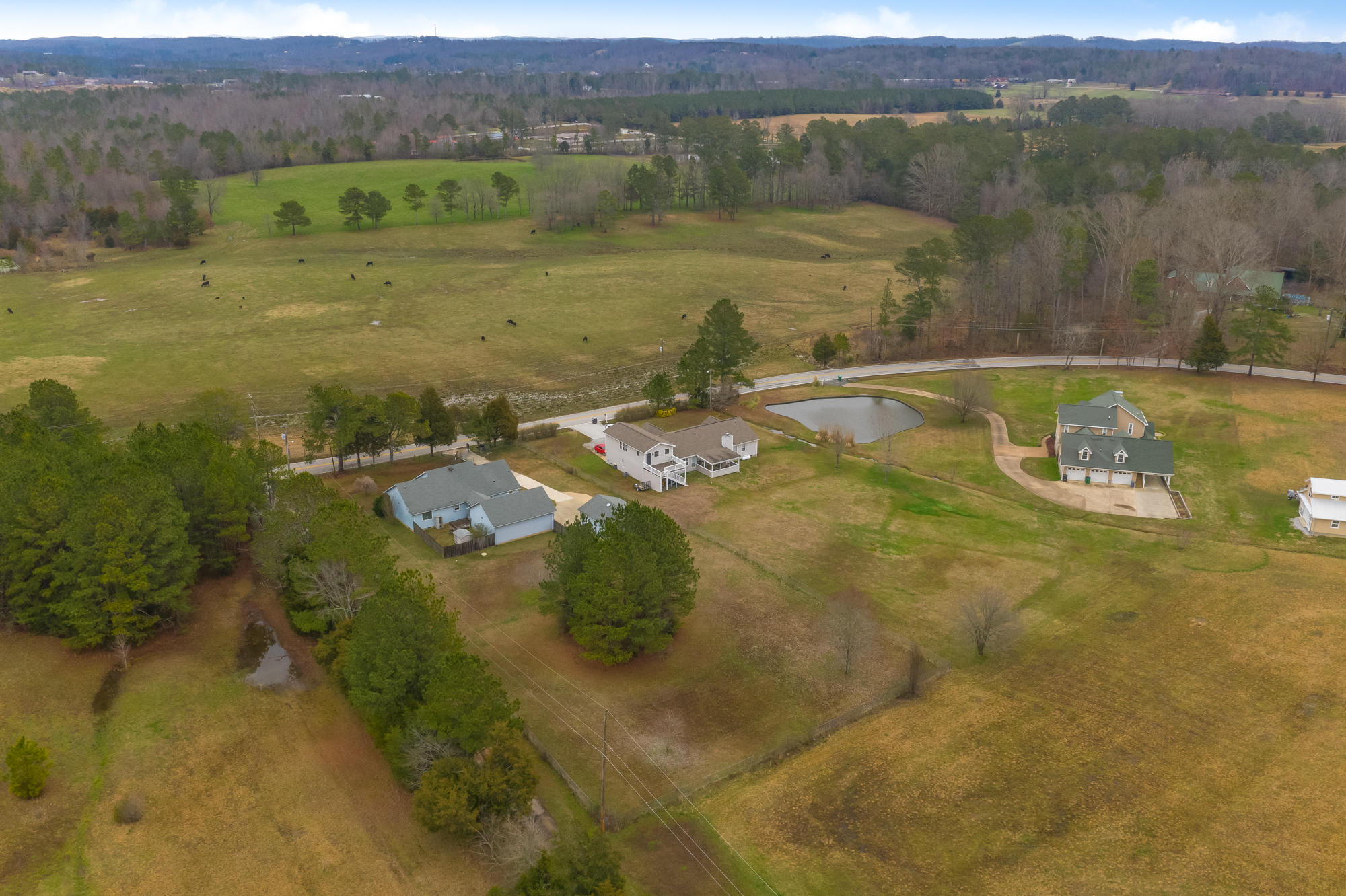 11524 McGhee Road Apison, TN 37302 - Photo 3 of 26 11524 McGhee Rd