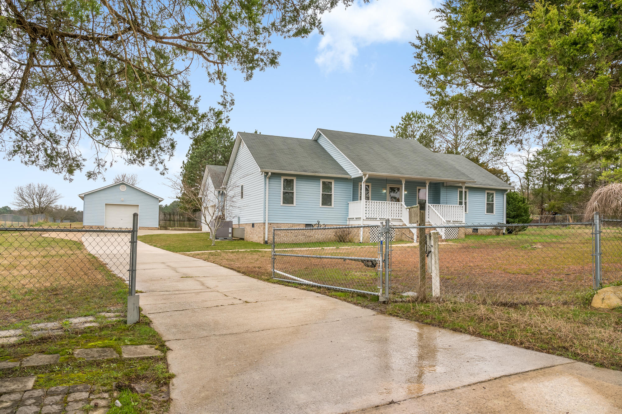 11524 McGhee Road Apison, TN 37302 - Photo 4 of 26 11524 McGhee Rd