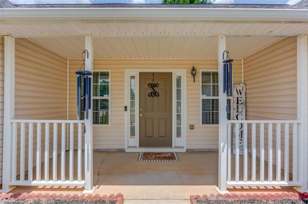 1092 Ridgeway Road Commerce, GA 30529 - Photo 3 of 26
