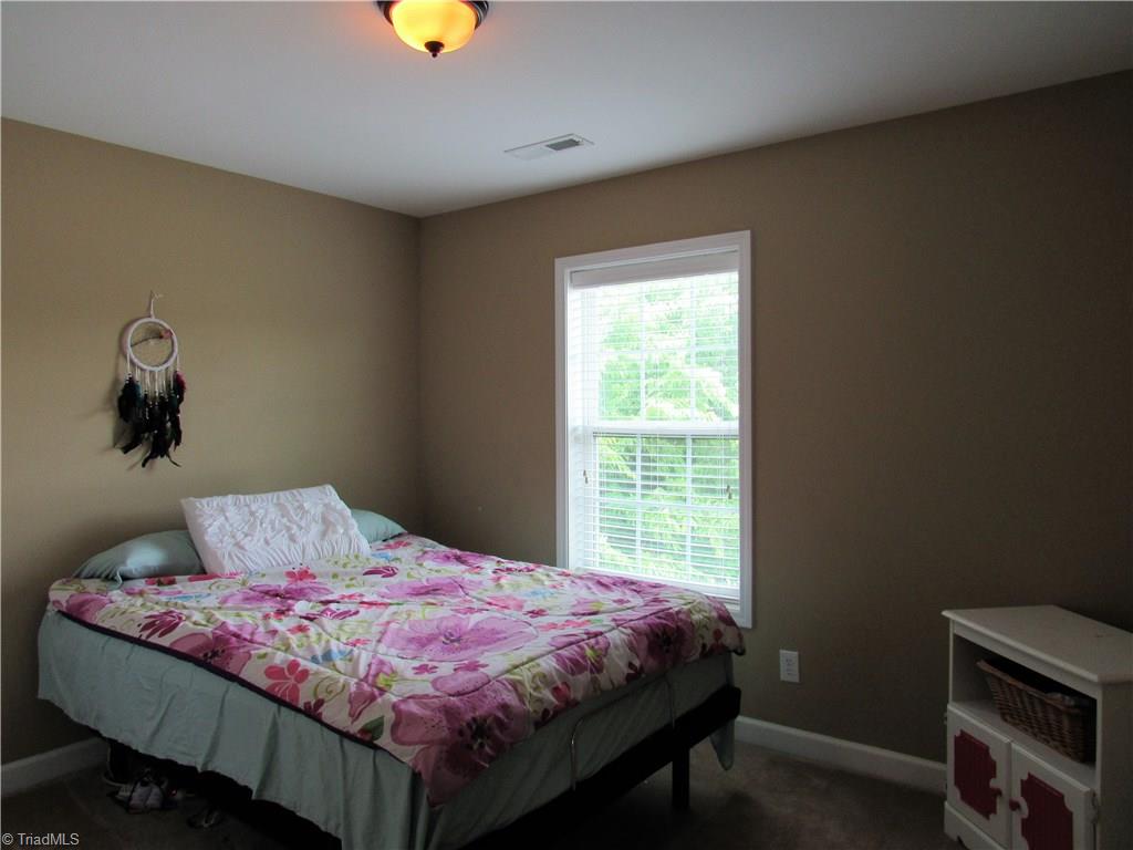 4604 River Valley Road High Point, NC 27265 - Photo 15 of 20 Secondary Bed Room