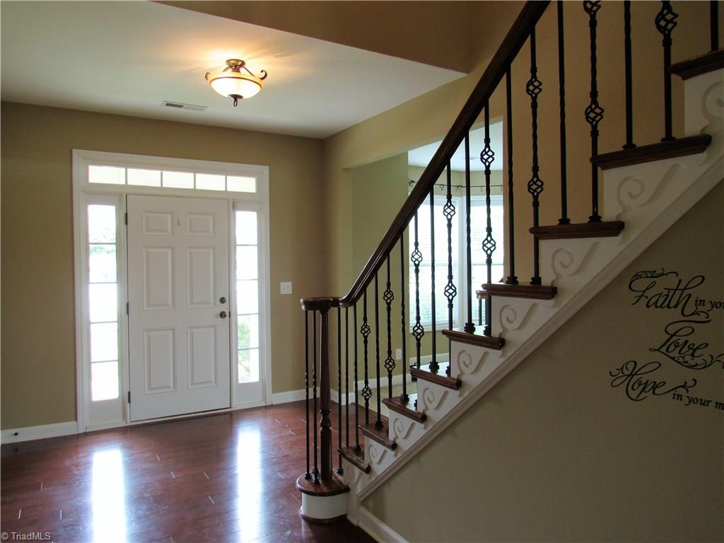4604 River Valley Road High Point, NC 27265 - Photo 8 of 20 Impressive entry way!
