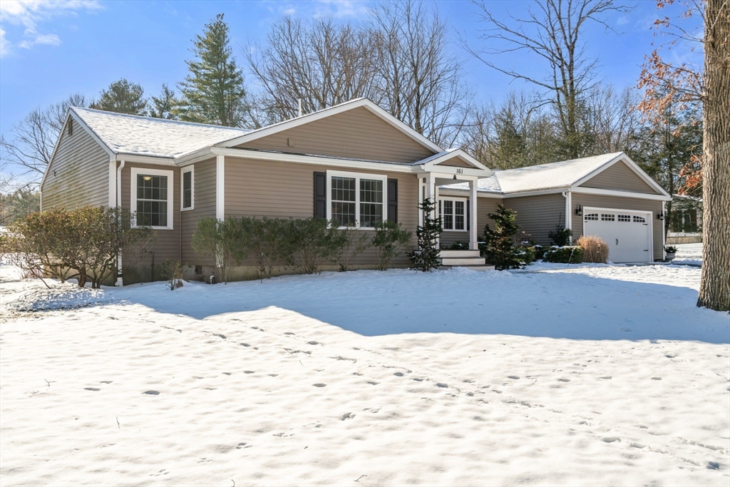 161 Fieldstone Road Westwood, MA 02090 - Photo 3 of 41 Gallery Image 3