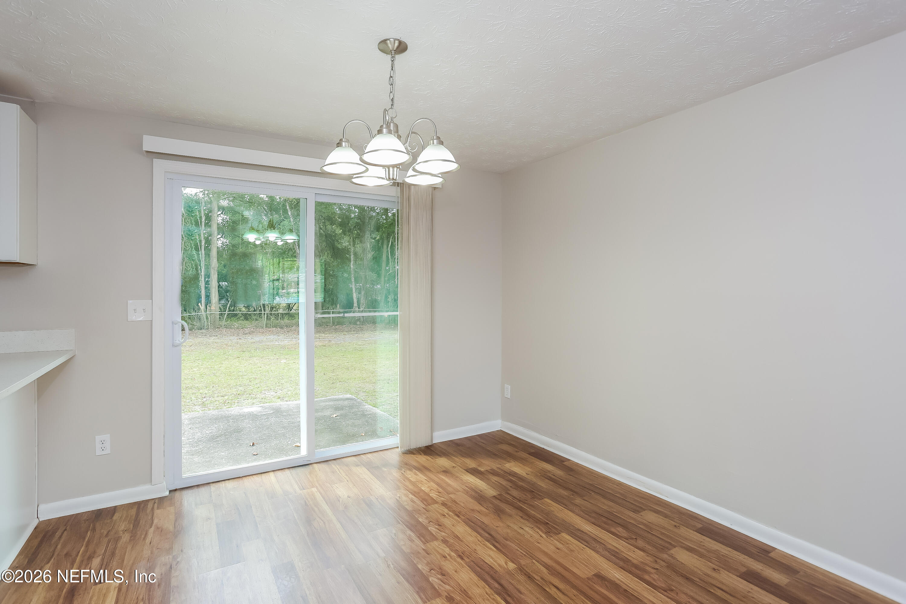 9572 Spottswood Road West Jacksonville, FL 32208 - Photo 4 of 16 004-photo-dining-room-10044545