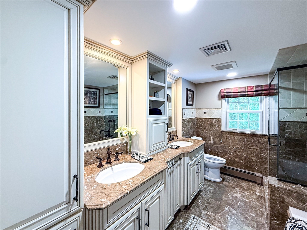 17 Robin Road Milford, MA 01757 - Photo 9 of 31 Gallery Image 9