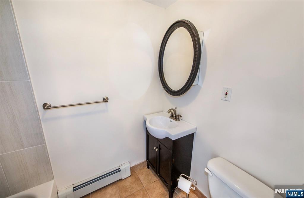 8 Pershing Street Emerson, NJ 07630 - Photo 12 of 25