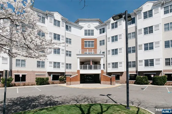 $355,000 | 189 Forest Avenue, Unit 108, Paramus, NJ 07652