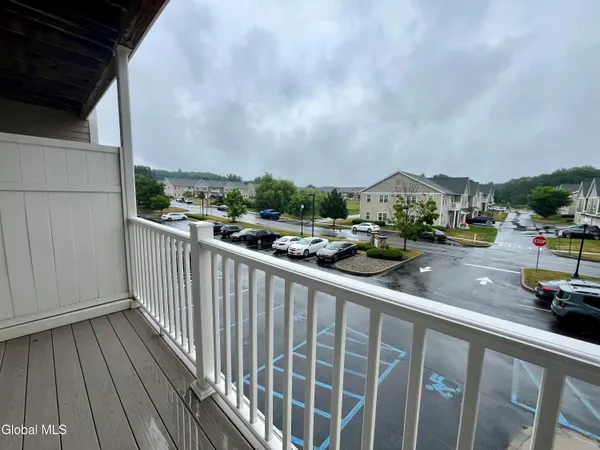 $2,600 | 60 Weibel Avenue, Unit 3HP208, Saratoga Springs, NY 12866
