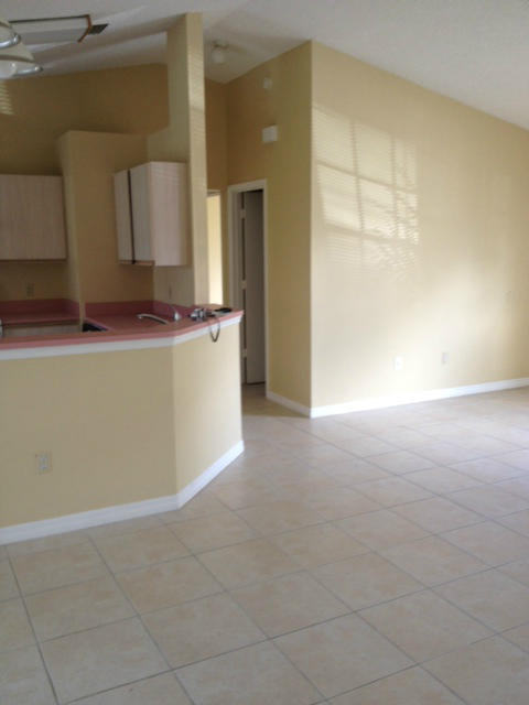 2349 Southwest Salmon Road Port St. Lucie, FL 34953 - Photo 7 of 9 Salmonlivtokit