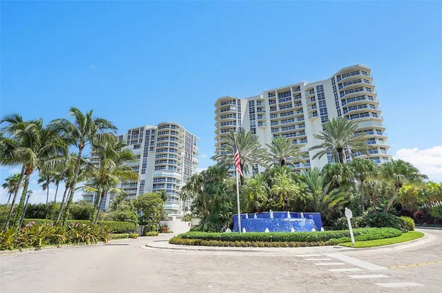 $795,000 | 6001 North Ocean Drive, Unit 403, Hollywood, FL 33019