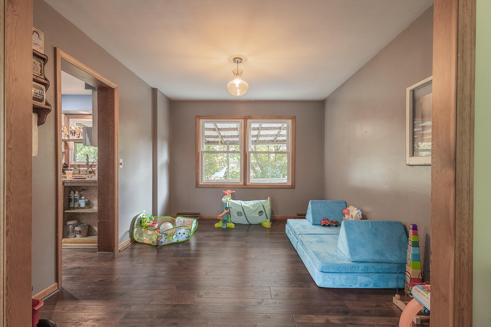 280 Ben Currens Road Salvisa, KY 40372 - Photo 9 of 46 1200 Bens Currens Rd - Interiors and Ext