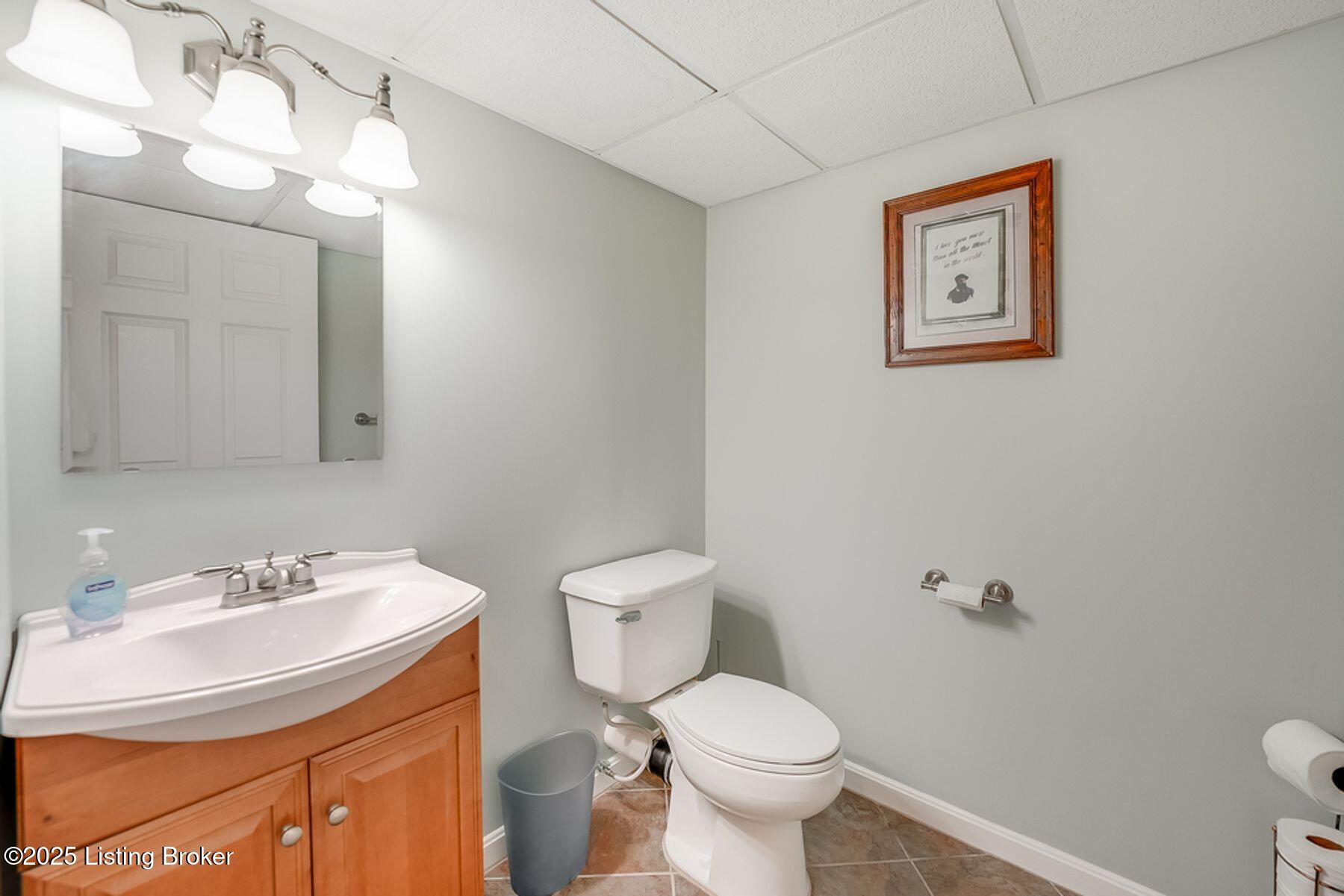 7107 Fld Rdg Court Louisville, KY 40291 - Photo 28 of 46 photo_online_027