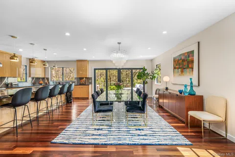 $5,675,000 | 68 Brookside Drive, Manhasset, NY 11030