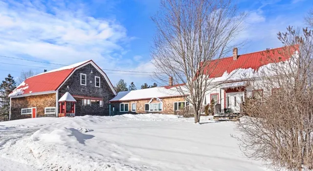 $229,000 | 16 Hubbard Road, Canaan, ME 04924