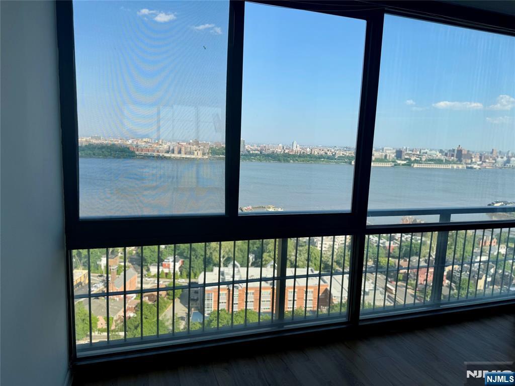 4 Horizon Road, Unit 1417 Fort Lee, NJ 07024 - Photo 5 of 17