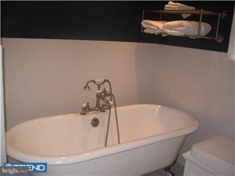 204 East Fiedler Road Ambler, PA 19002 - Photo 8 of 12 Gallery Image 8