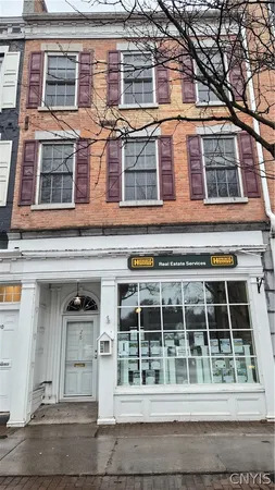 $2,800 | 28 East Genesee Street, Skaneateles, NY 13152