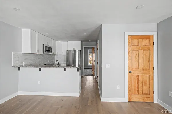 $2,800 | 28 East Genesee Street, Skaneateles, NY 13152
