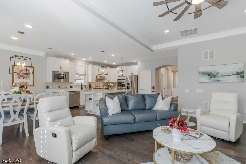 31 Tate Road Flemington, NJ 08822 - Photo 3 of 38