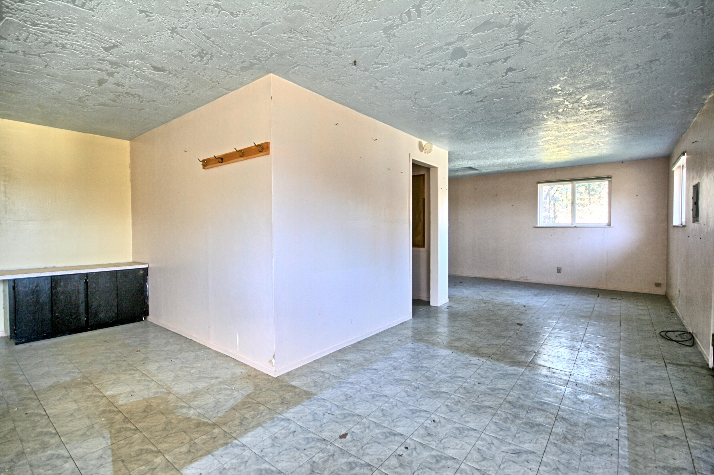 8060 Upper Applegate Road Jacksonville, OR 97530 - Photo 28 of 44 IMG_9293_4_5_easyHDR-fotor-2026020413491