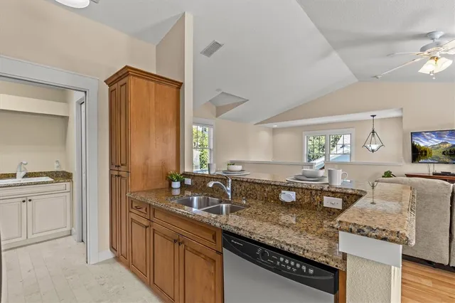 $2,994,400 | 1859 Fish Hatchery Court, Palm Harbor, FL 34684