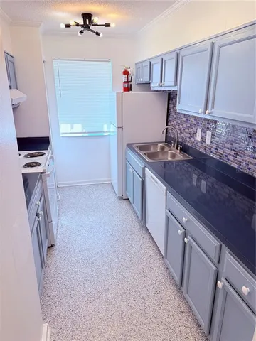 $1,250 | 6519 West Newberry Road, Unit 307, Gainesville, FL 32605