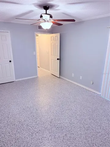 $1,250 | 6519 West Newberry Road, Unit 307, Gainesville, FL 32605