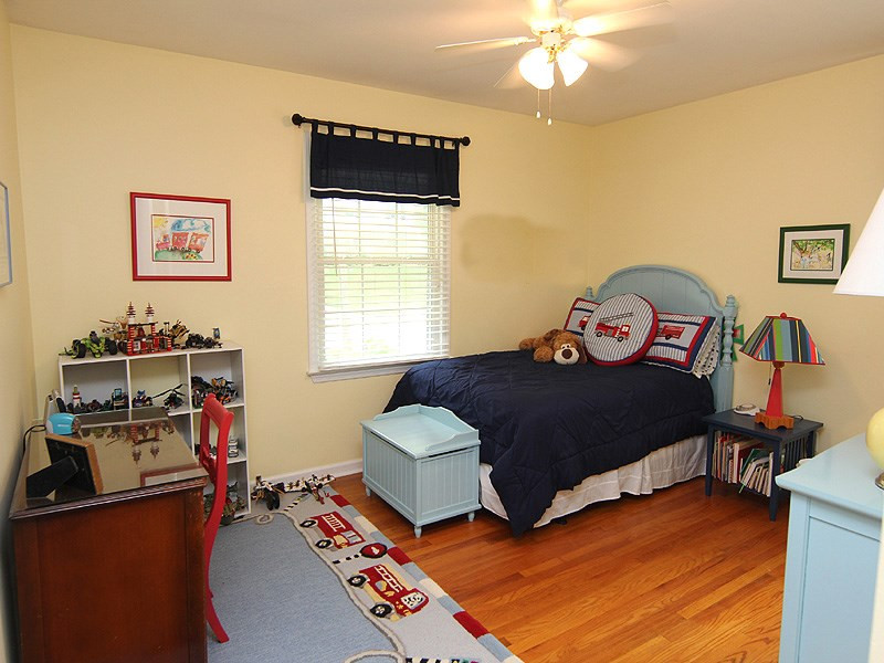 712 Catawba Street Raleigh, NC 27609 - Photo 18 of 25 Photo 18