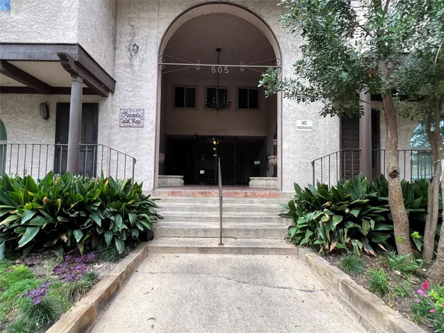 $2,300 | 505 West 7th Street, Unit 114, Austin, TX 78701