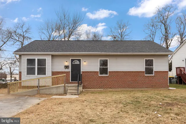 $319,000 | 24 Bizarre Drive, New Castle, DE 19720