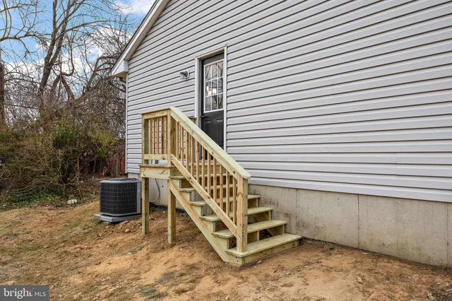 $319,000 | 24 Bizarre Drive, New Castle, DE 19720