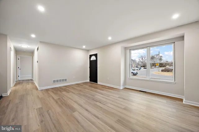 $319,000 | 24 Bizarre Drive, New Castle, DE 19720