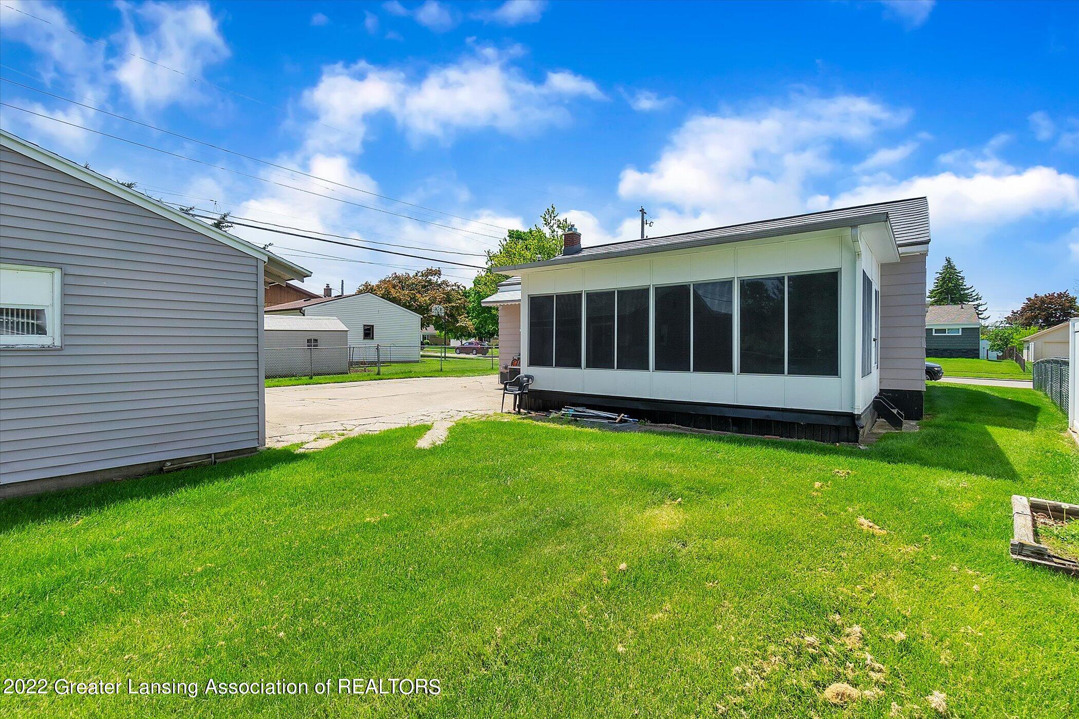 1114 Gould Road Lansing, MI 48917 - Photo 31 of 32 31-1114-Gould-Rd-WindowStill-Real-Estate