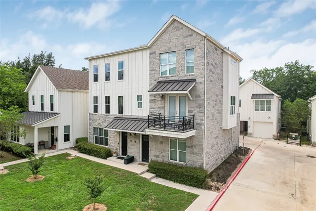 $515,000 | 2624 Metcalfe Road, Unit 17, Austin, TX 78741