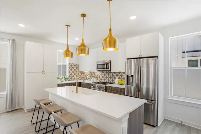 $515,000 | 2624 Metcalfe Road, Unit 17, Austin, TX 78741