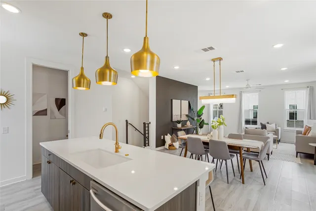 $515,000 | 2624 Metcalfe Road, Unit 17, Austin, TX 78741