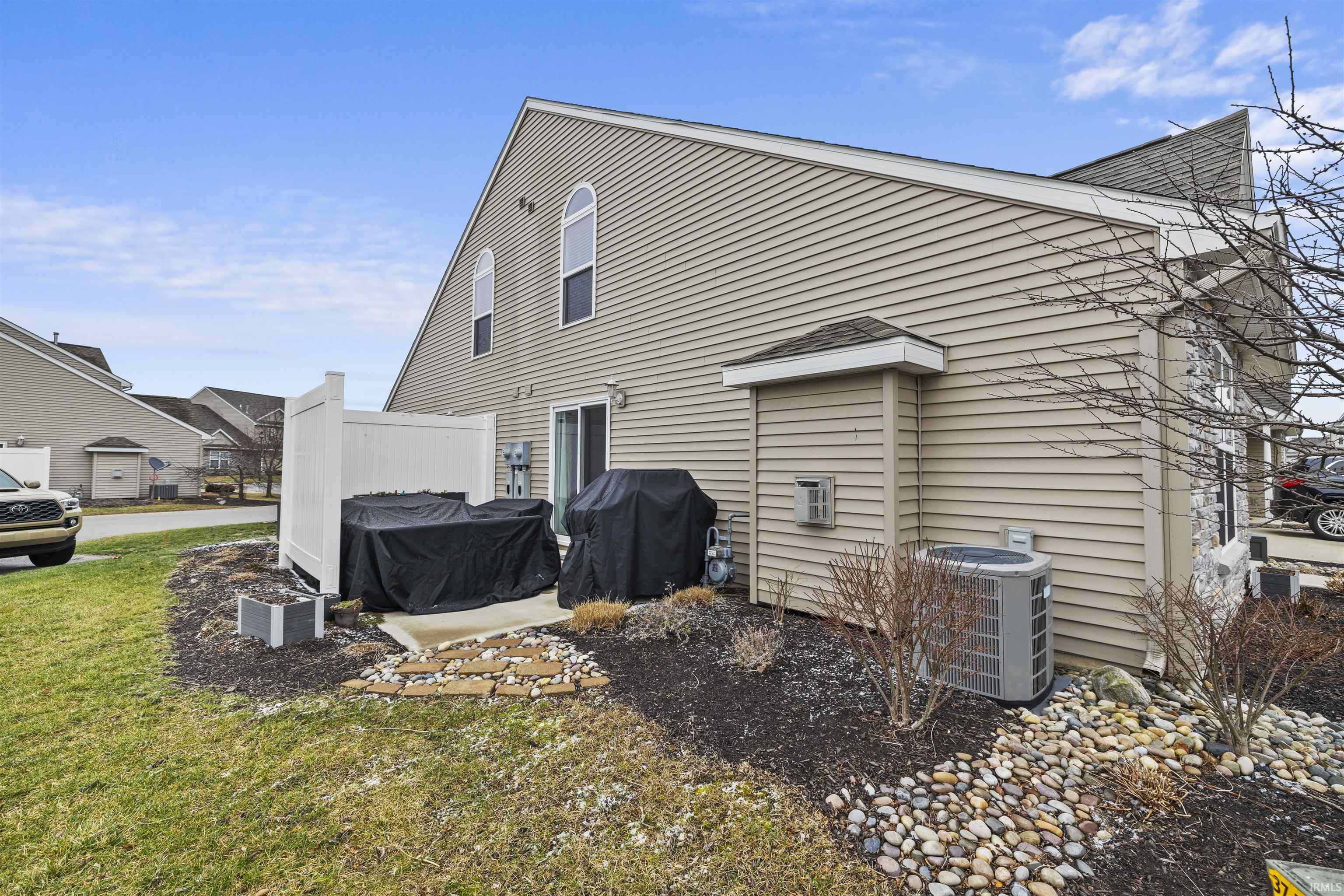 9939 Oak Trail Road Fort Wayne, IN 46825 - Photo 23 of 26