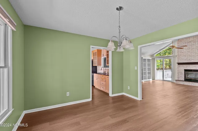 $2,300 | 103 Knollwood Court, New Bern, NC 28562