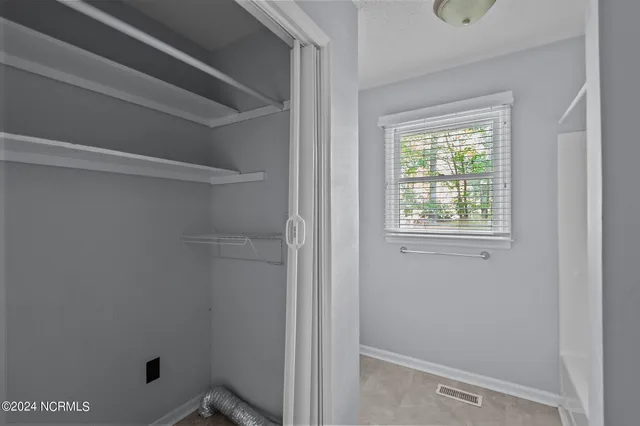 $2,300 | 103 Knollwood Court, New Bern, NC 28562