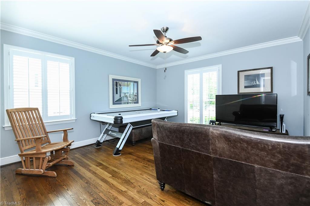 2320 Danbury Road Greensboro, NC 27408 - Photo 23 of 48