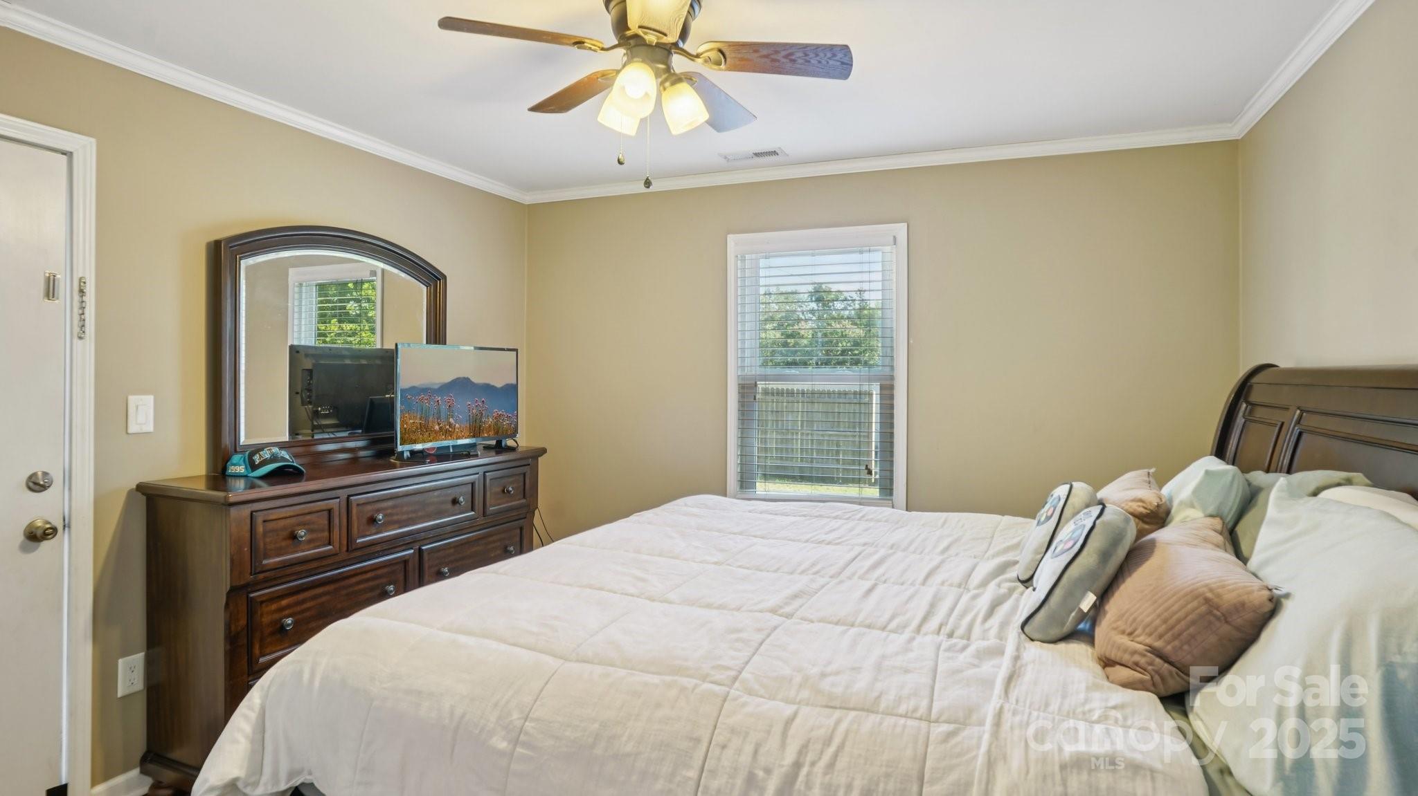 3823 Centergrove Road, Unit 11 Concord, NC 28025 - Photo 14 of 21 Gallery Image 14