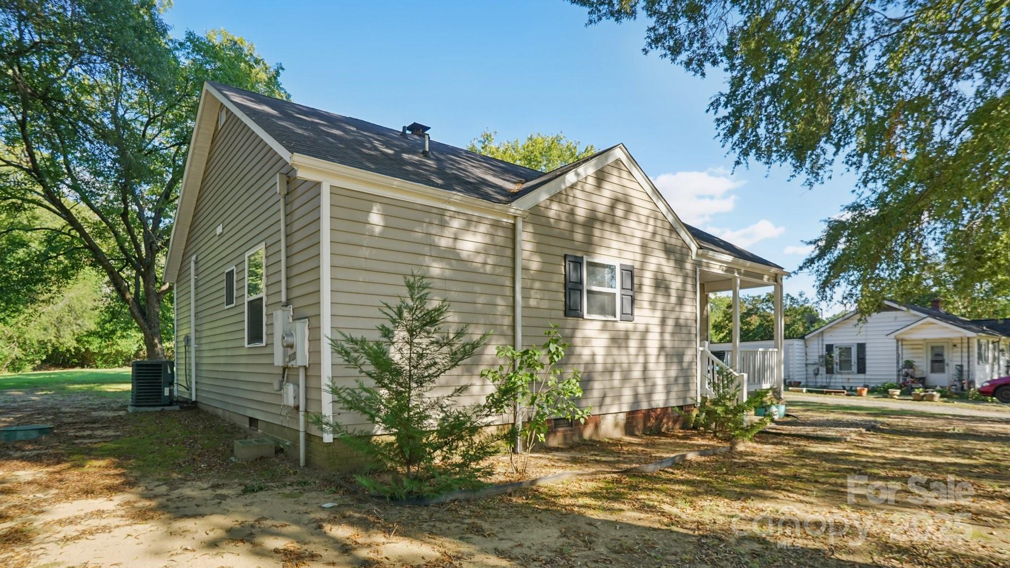 3823 Centergrove Road, Unit 11 Concord, NC 28025 - Photo 2 of 21 Gallery Image 2