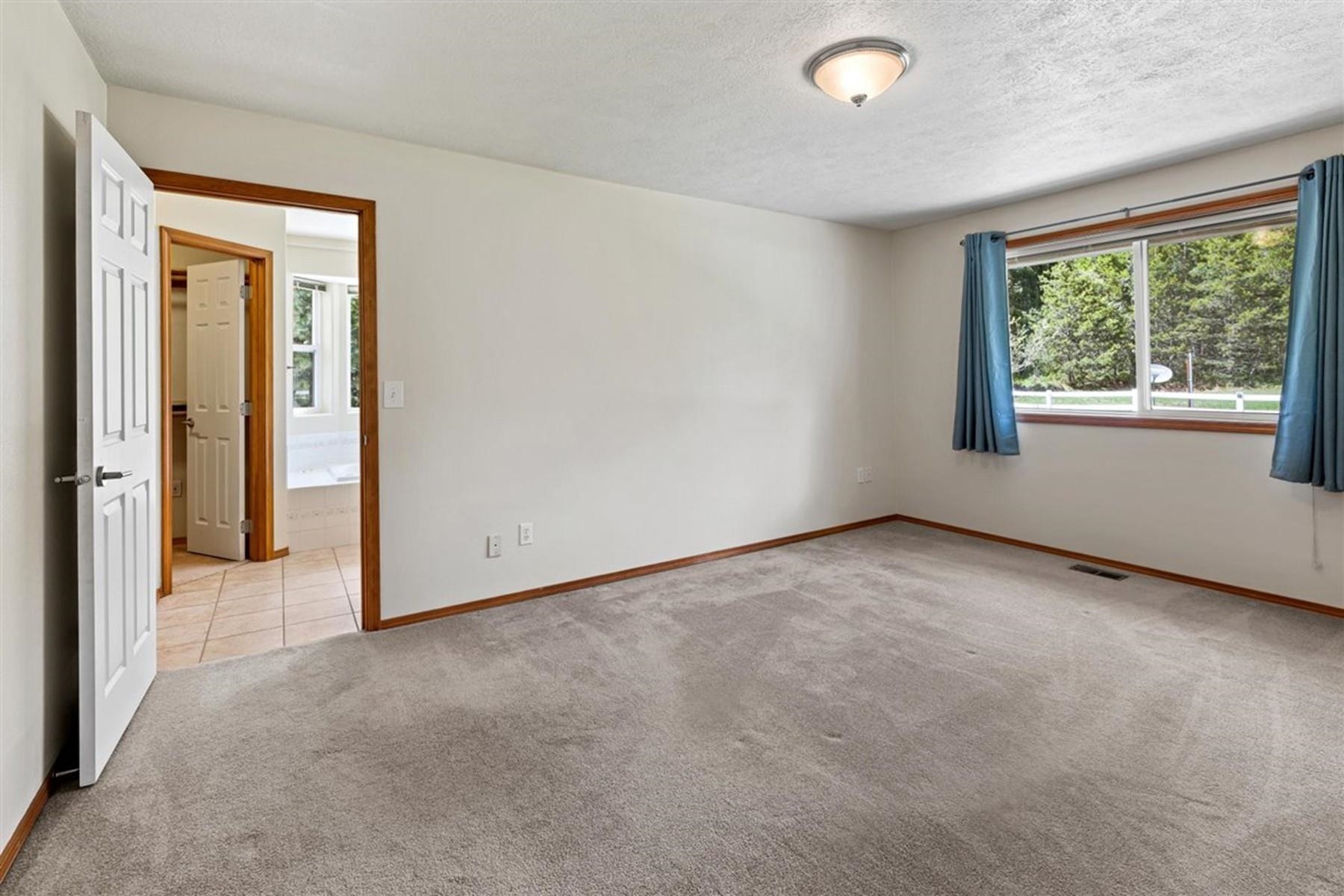 653 West Telephone Road Newport, WA 99156 - Photo 12 of 36