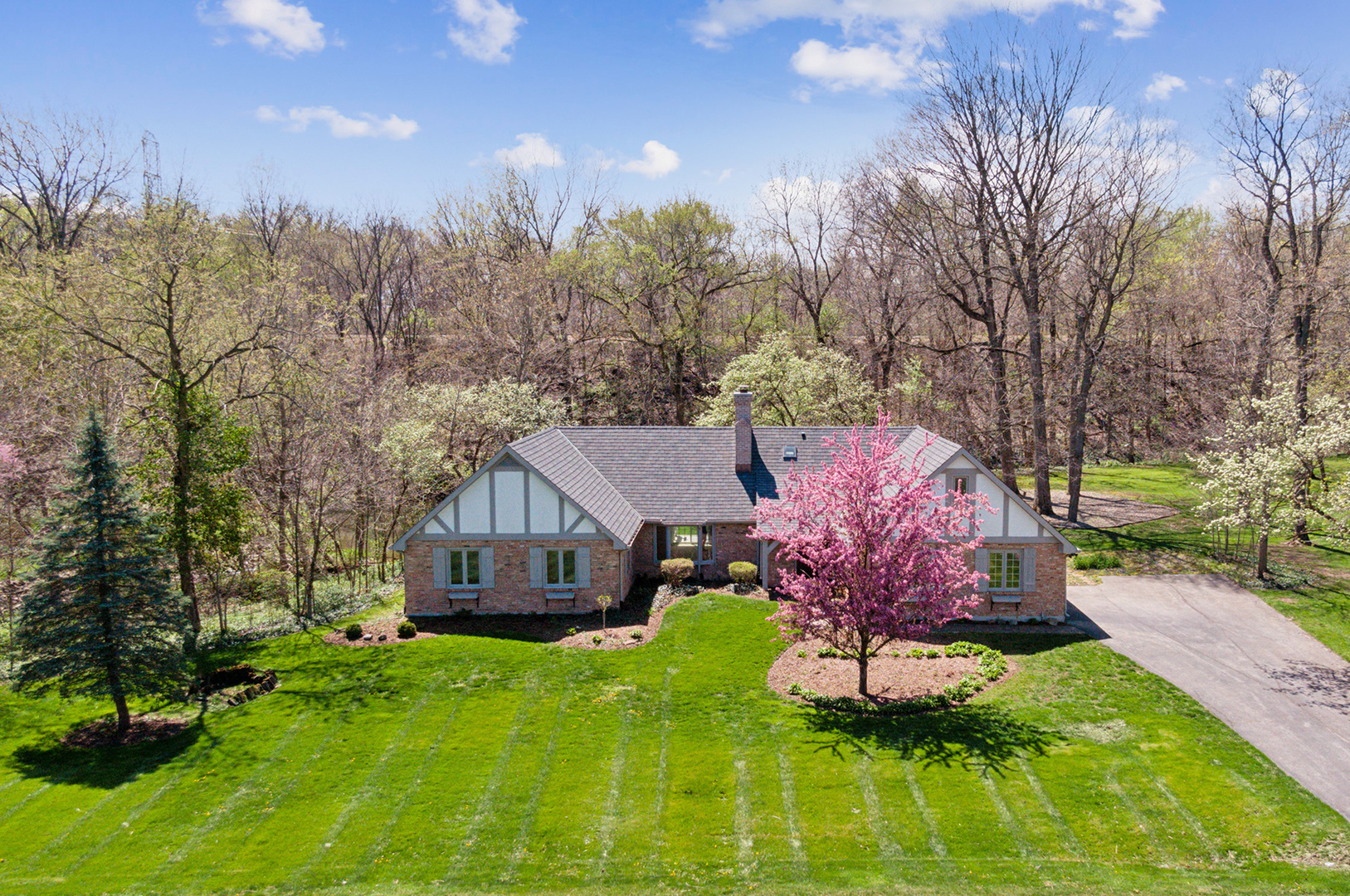 567 Aberdeen Road Frankfort, IL 60423 - Photo 3 of 75