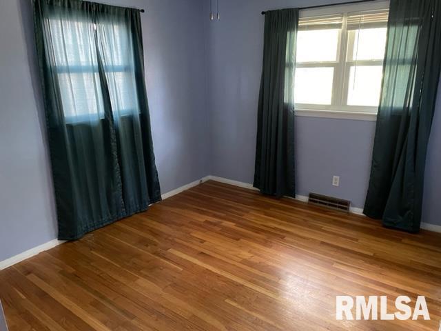 2408 Eastview Drive Springfield, IL 62702 - Photo 12 of 16 Gallery Image 12