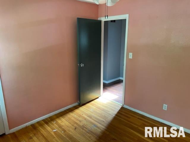 2408 Eastview Drive Springfield, IL 62702 - Photo 13 of 16 Gallery Image 13