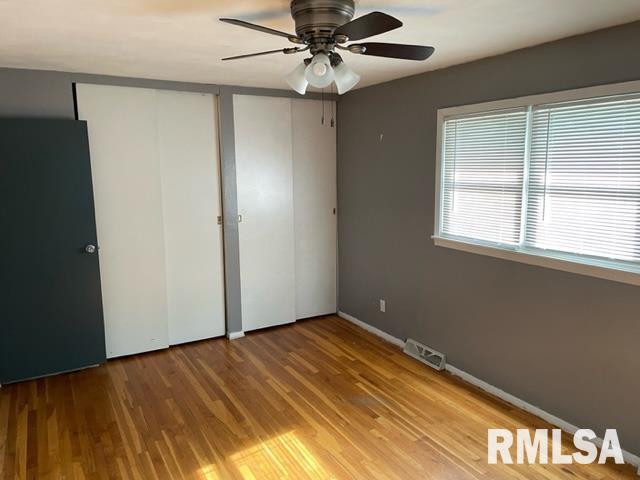 2408 Eastview Drive Springfield, IL 62702 - Photo 9 of 16 Gallery Image 9
