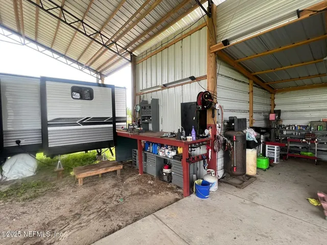 $193,000 | 1730 Church Street, Grand Ridge, FL 32442